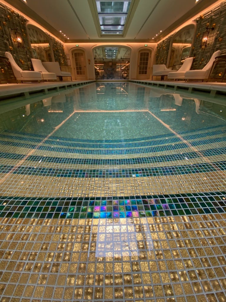 Piscine en eau
